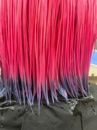 カラー 🐈⬛多系統🕶 tsubura🖤のヘアスタイル