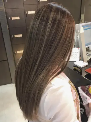 ロング カラコレなんば店所属・カラコレなんば TOPstylistのヘアスタイル