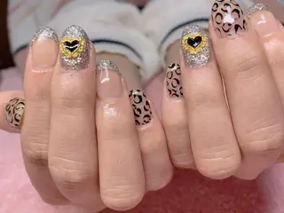 ネイル 池崎 美穂のネイルデザイン