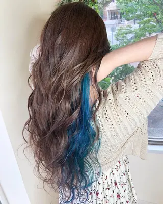 ロング カラー パーマ 上霜 菜月のヘアスタイル