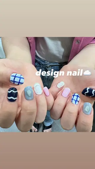 ネイル 暖色ｶﾗｰ/ﾚｲﾔｰ ｶｯﾄ/Yunaのヘアスタイル