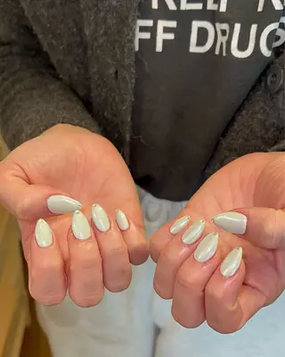 ネイル Nes.Nail所属・Miyagi Asamiのネイルデザイン