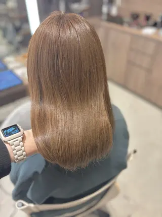 ミディアム カラー Iris by artina 武蔵小杉店【イリス バイ アルティナ】所属・🎼レイヤー/顔周り カット/nene♬のヘアスタイル