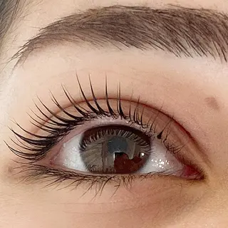 マツエク・マツパ Bruges 自由が丘【ブルージュ】所属・Bruges 吉田のマツエク・マツパデザイン