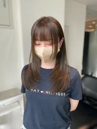 セミロング 銀座／レイヤーカット 🤍内野すみれのヘアスタイル