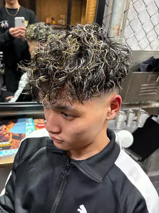 ショート パーマ メンズ DIECE 2’nd Flor所属・渋谷 【メンズ特化】ナゴムのヘアスタイル