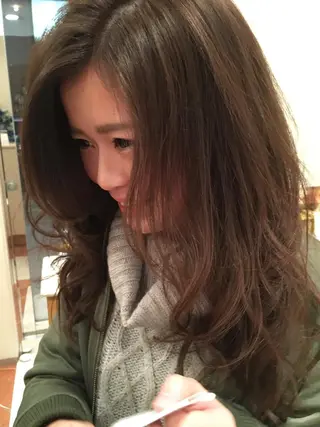 セミロング ロング カラー ウプエステティック所属・韓国肌管理 ウプエステティックのエステ・リラクイメージ