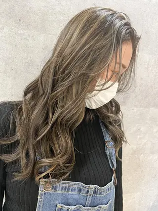 セミロング カラー ヘアアレンジ ネイル マツエク・マツパ 井上 一平のヘアスタイル