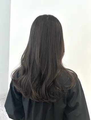セミロング ミウラ コトミ🩵のヘアスタイル