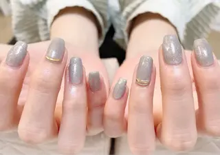 ネイル manis .のネイルデザイン