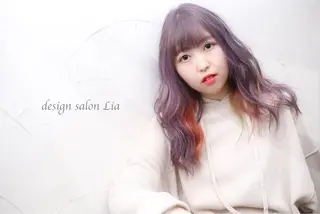 セミロング DESIGNSALON  LIA💎デザインサロン　リア所属・レディース専用🌷咲 の垢抜けブリーチ部屋のヘアスタイル