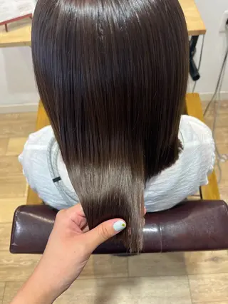 ミディアム 地毛風ストレート ミニボブ🌷江梨🍎のヘアスタイル