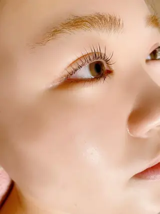 マツエク・マツパ 美まつ毛と美肌サロン lavjuのマツエク・マツパデザイン