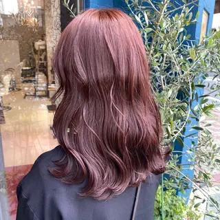 ミディアム MAKI🦋 GRANDE Lyのヘアスタイル