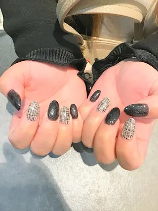 ネイル Nest 岩崎のネイルデザイン