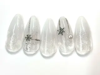 ネイル Nailsalon Graciasのネイルデザイン