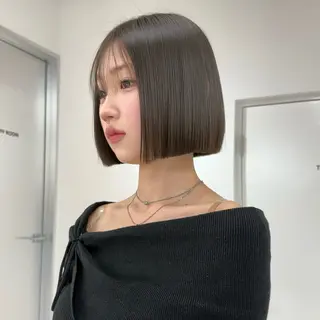 ミディアム 鍋田/ vivie/ 縮毛矯正／レイヤーのヘアスタイル