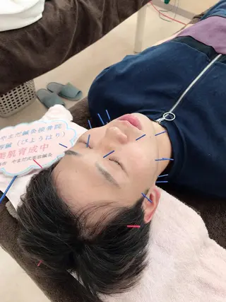 メンズ やまだ鍼灸接骨院（やまだしんきゅうせっこついん）所属・山田 晃のエステ・リラクイメージ
