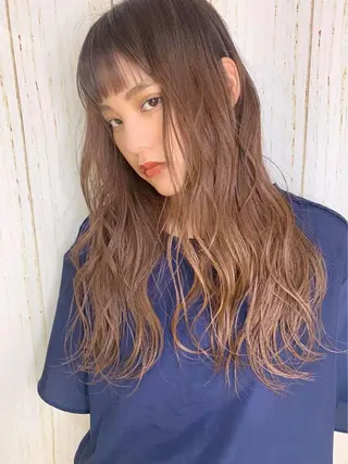 ロング 🦋ミルクティーベー ジュ🦋mayukiのヘアスタイル