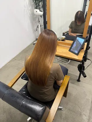 ロング ひろし/髪質改善/ 縮毛矯正/透明感✨のヘアスタイル