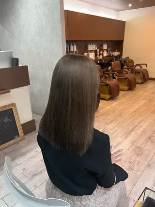 ミディアム カラー 村田梨乃/ minim hairのヘアスタイル