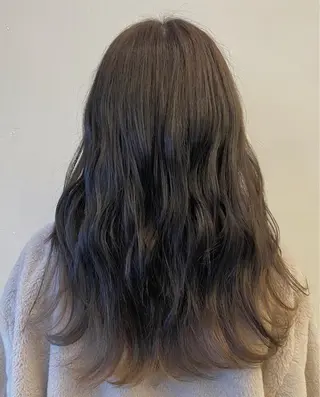 ロング 長谷川 華奈子のヘアスタイル