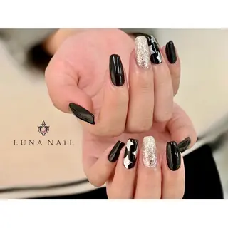 ネイル アトリエ　ミモザ所属・いまむら あかりのネイルデザイン