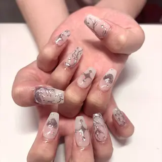 ネイル WOLTOKYO 🦋shizukuのネイルデザイン