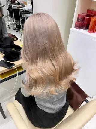 セミロング ハッシュカット レイヤー池袋のヘアスタイル