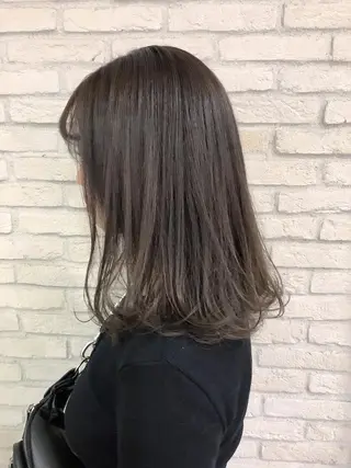 ミディアム カラー HAUS 片山みほのヘアスタイル