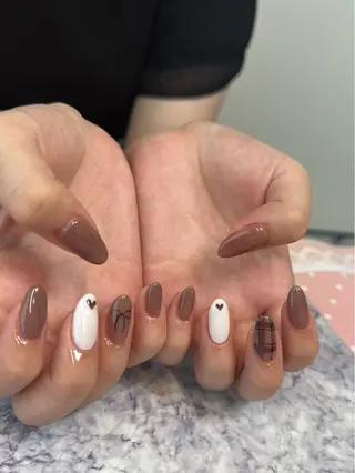 ネイル Pretzels🥨 【プレッツェル】ミウのネイルデザイン