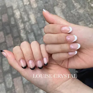 ネイル LOUISE CRYSTALのネイルデザイン