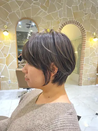 ショート カラー 坂井 茅聖のヘアスタイル