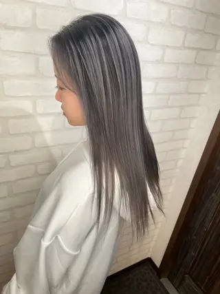 ミディアム 🌝秦 美羽🌝のヘアスタイル