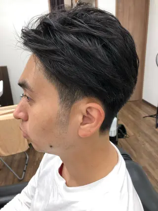 メンズ DAN BRISE BARBER所属・馬上 拓海のヘアスタイル