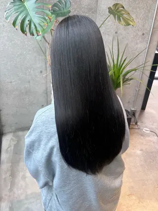 ロング LOVECHROME　HAIR＆SCALP　LAB　OMOTESANDO所属・うるツヤ透明感カラー 𝐀𝐲𝐚𝐦𝐢のヘアスタイル