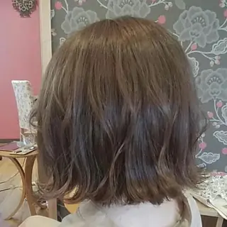 ショート カラー ブリーチなしWカラー /酸性ストレート河本のヘアスタイル