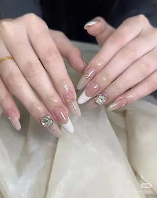 ネイル LETHI LINHのネイルデザイン