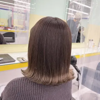 セミロング カラー パーマ ヘアアレンジ ☁️縮毛矯正✖️ 透明感☁️りくのヘアスタイル