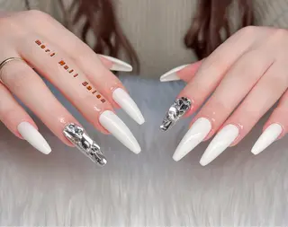 ネイル 森 ネイルサロンのネイルデザイン