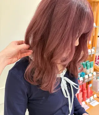 セミロング カラー BEHIVE PARCO2所属・門田 楓香のヘアスタイル