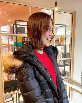 ミディアム カラー 佐藤 永夏のヘアスタイル