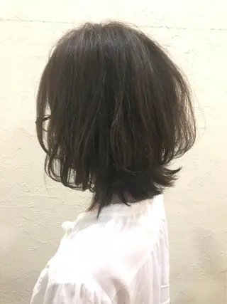 ショート カラー 出村谷 雄太のヘアスタイル