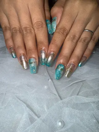 ネイル Raviliss ♡のネイルデザイン