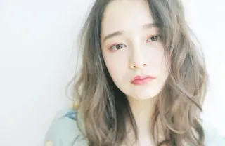 カラー PRIMA所属・中藤 百恵のヘアスタイル