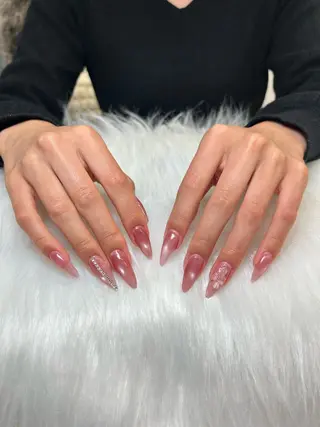 ネイル MIHANAネイル /RUNA ルナのネイルデザイン