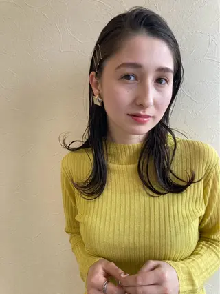 ミディアム カラー ミステローマ所属・位田 結実のヘアスタイル