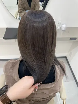 セミロング N°Elune RINNAのヘアスタイル