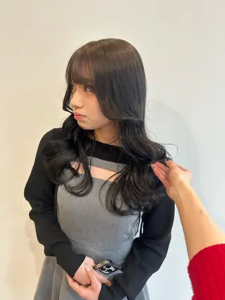 ロング 北田 美琴 / 柔らかいカラーのヘアスタイル