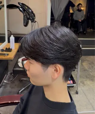 メンズ 縮毛矯正モデル/上村 コウスケのヘアスタイル